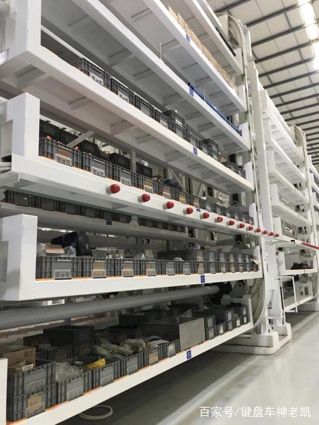 升仕310T新諜照曝光 單搖臂加持，工廠車間實拍引熱議